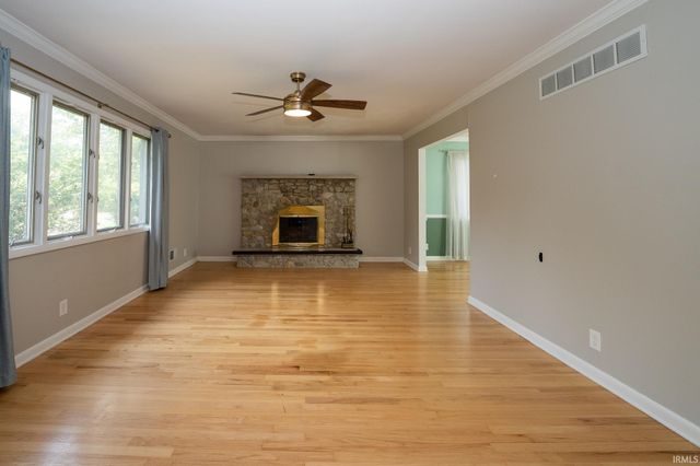 200 Royal Avenue, Evansville, IN 47715