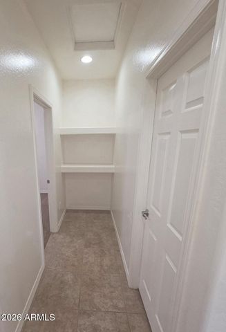 2409 W BEVERLY Road, Phoenix, AZ 85041