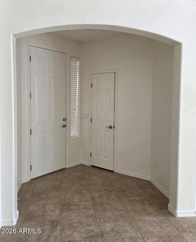 2409 W BEVERLY Road, Phoenix, AZ 85041