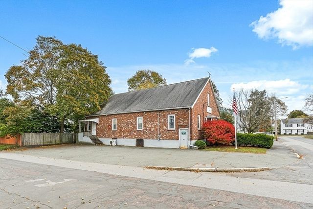 18 Raymond Place, Winchester, MA 01890