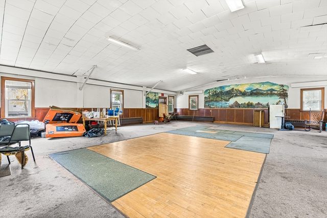 18 Raymond Place, Winchester, MA 01890