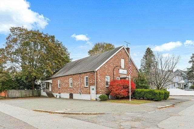 18 Raymond Place, Winchester, MA 01890