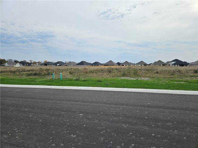 2801 Goldberg Drive, Bryan, TX 77808