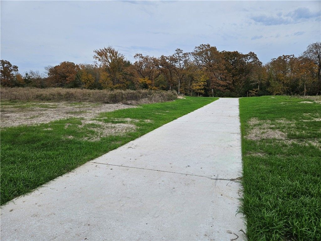 2801 Goldberg Drive, Bryan, TX 77808 — photo 2