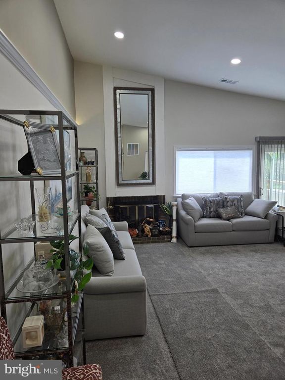 Image 18 of property listing at 9447 SOHAP LN, Columbia, MD 21045