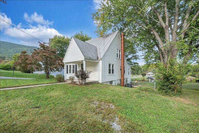 3619 Garden City BLVD, Roanoke, VA 24014