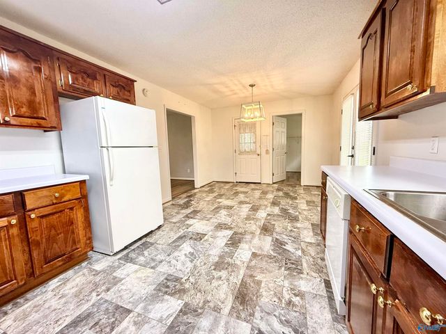 5415 Leigh Avenue, Hokes Bluff, AL 35903