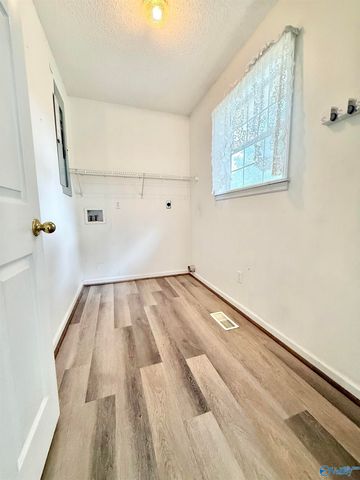 5415 Leigh Avenue, Hokes Bluff, AL 35903