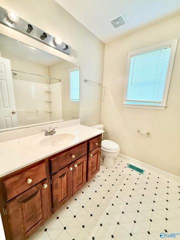 5415 Leigh Avenue, Hokes Bluff, AL 35903