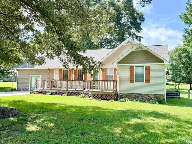 5415 Leigh Avenue, Hokes Bluff, AL 35903