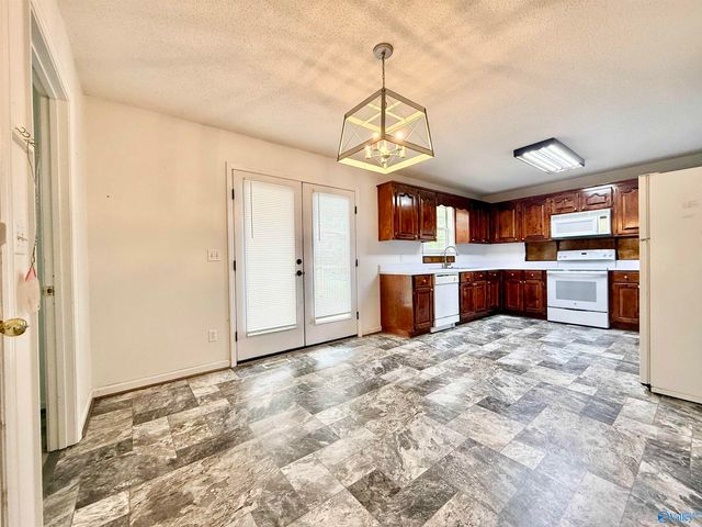 5415 Leigh Avenue, Hokes Bluff, AL 35903