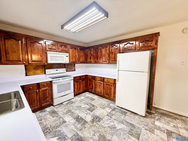 5415 Leigh Avenue, Hokes Bluff, AL 35903