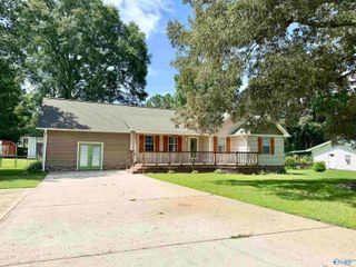 5415 Leigh Avenue, Hokes Bluff, AL 35903