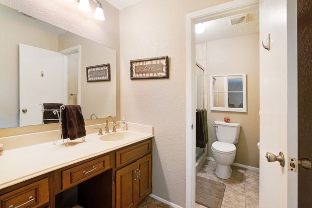 3440 Reno Drive, Paris, TX 75462