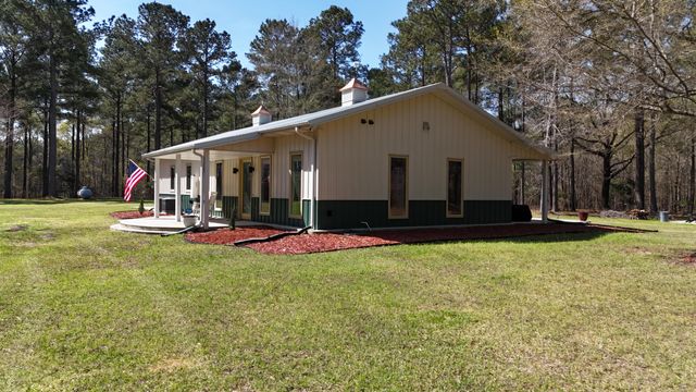 1995 Sam Nexsen Road, Summerton, SC 29148