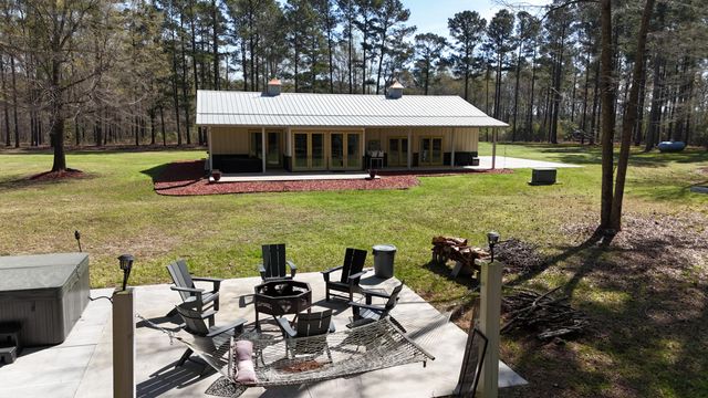 1995 Sam Nexsen Road, Summerton, SC 29148