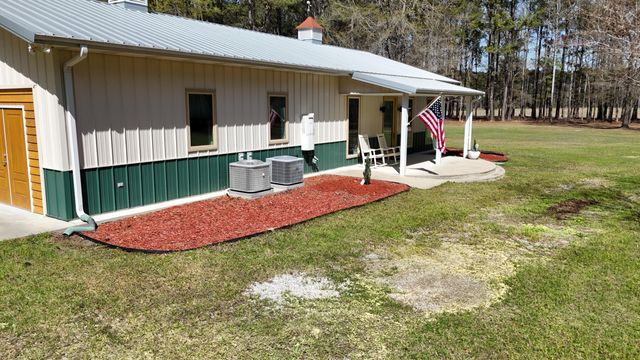 1995 Sam Nexsen Road, Summerton, SC 29148