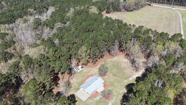 1995 Sam Nexsen Road, Summerton, SC 29148