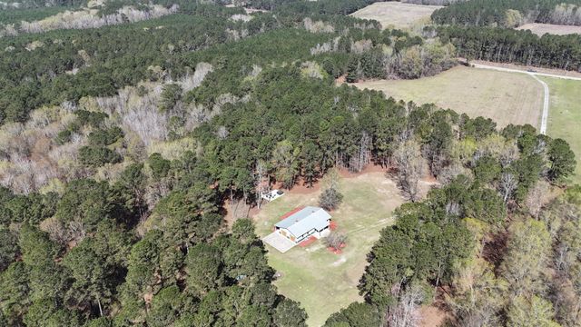 1995 Sam Nexsen Road, Summerton, SC 29148