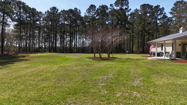 1995 Sam Nexsen Road, Summerton, SC 29148