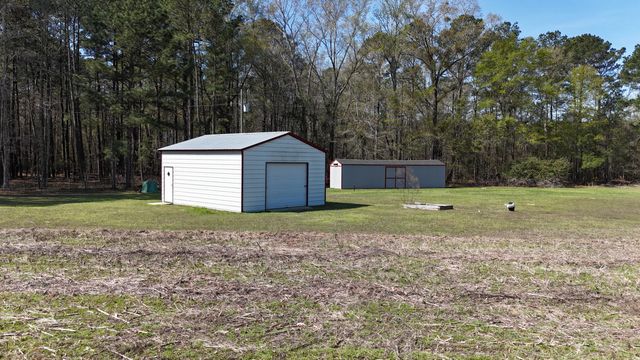 1995 Sam Nexsen Road, Summerton, SC 29148