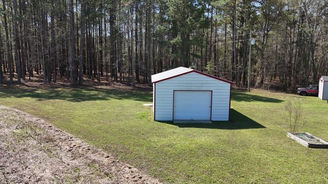 1995 Sam Nexsen Road, Summerton, SC 29148