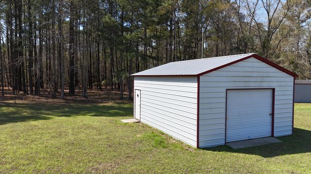 1995 Sam Nexsen Road, Summerton, SC 29148