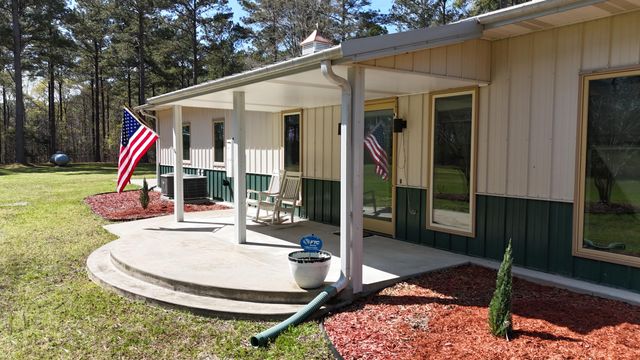 1995 Sam Nexsen Road, Summerton, SC 29148