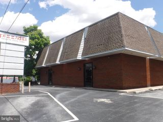 2089 S DUPONT HWY, Dover, DE 19901