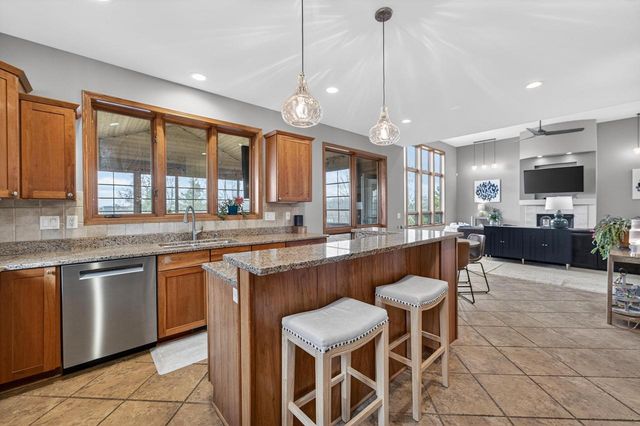 1302 Redan Drive, Verona, WI 53593
