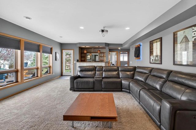 1302 Redan Drive, Verona, WI 53593