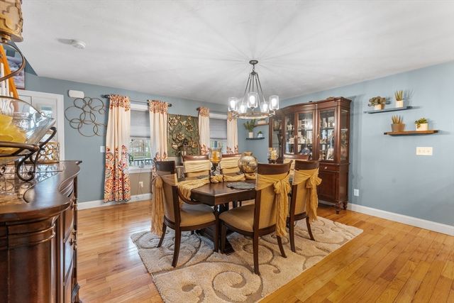 3076 County St, Dighton, MA 02715