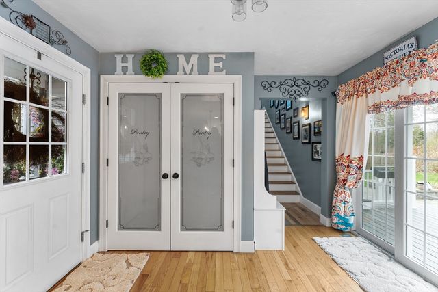 3076 County St, Dighton, MA 02715