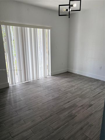 17046 SW 137th Pl, Miami, FL 33177