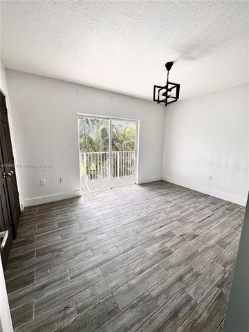 17046 SW 137th Pl, Miami, FL 33177