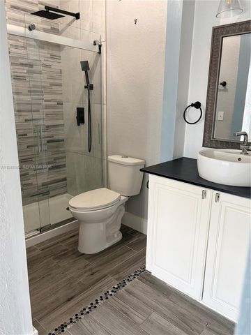 17046 SW 137th Pl, Miami, FL 33177