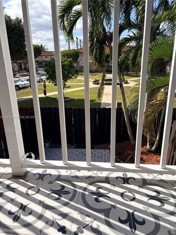 17046 SW 137th Pl, Miami, FL 33177