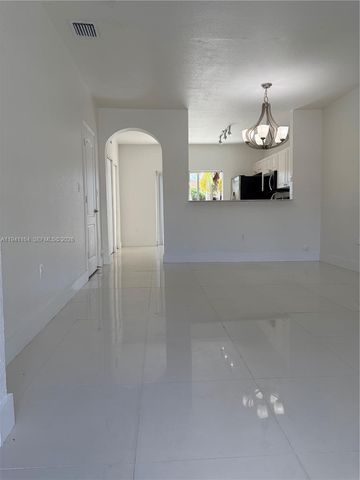 17046 SW 137th Pl, Miami, FL 33177