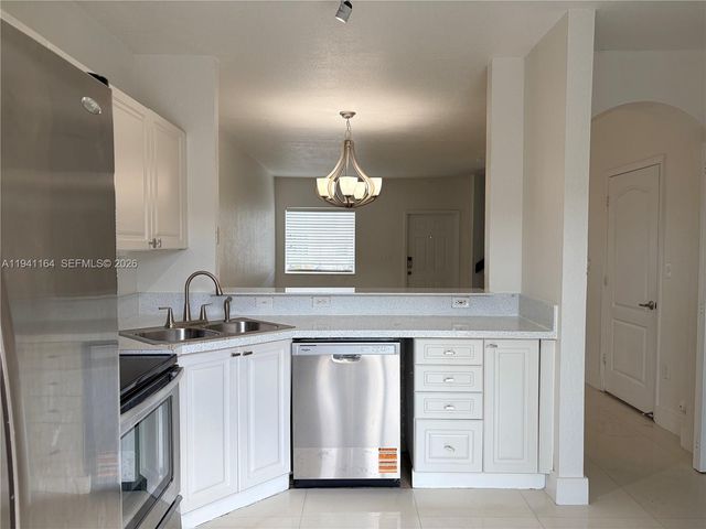 17046 SW 137th Pl, Miami, FL 33177