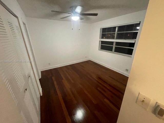 807 Twin Lakes Dr 32-G, Coral Springs, FL 33071