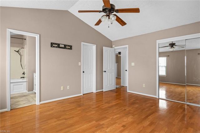 2048 Falling Sun LN, Virginia Beach, VA 23454