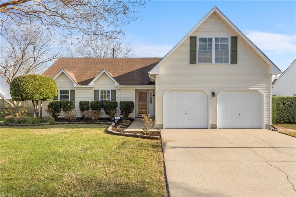 2048 Falling Sun LN, Virginia Beach, VA 23454