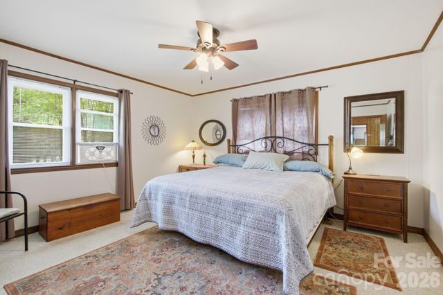 11 Summer Lane, Spruce Pine, NC 28777