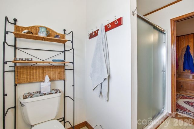 11 Summer Lane, Spruce Pine, NC 28777