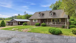 11 Summer Lane, Spruce Pine, NC 28777