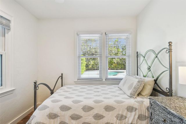 913 TENNESSEE LANE, Sarasota, FL 34234