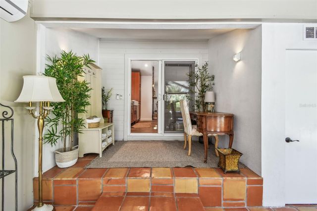 913 TENNESSEE LANE, Sarasota, FL 34234