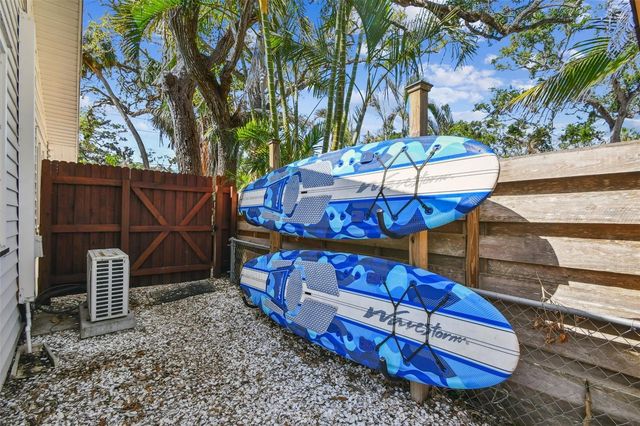 913 TENNESSEE LANE, Sarasota, FL 34234