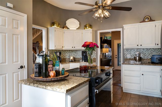 8803 E 75th Street, Tulsa, OK 74133