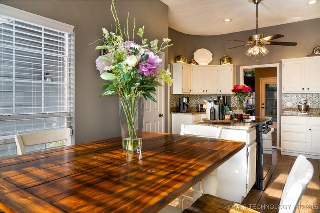 8803 E 75th Street, Tulsa, OK 74133